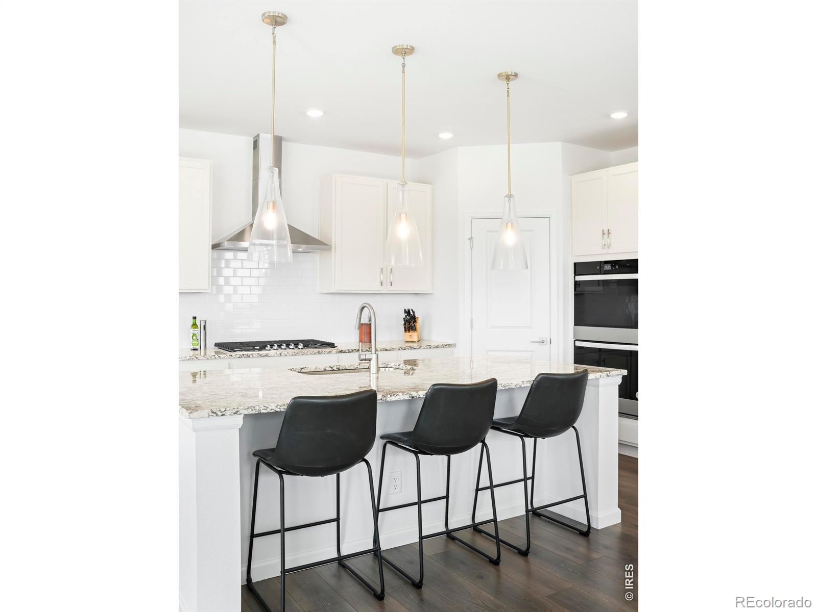 MLS Image #3 for 2905 s flat circle,longmont, Colorado