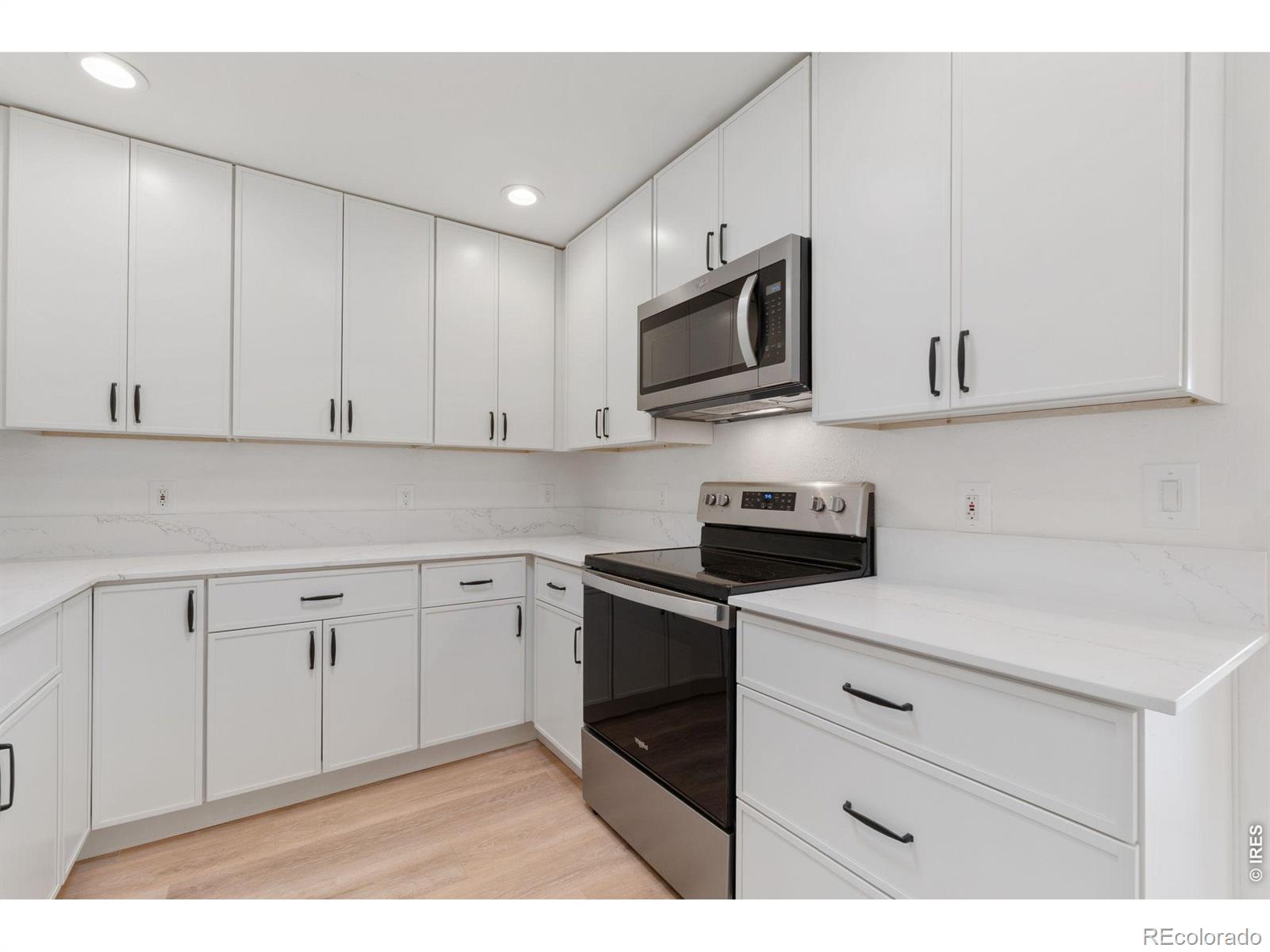 MLS Image #10 for 8369  cherokee street,denver, Colorado