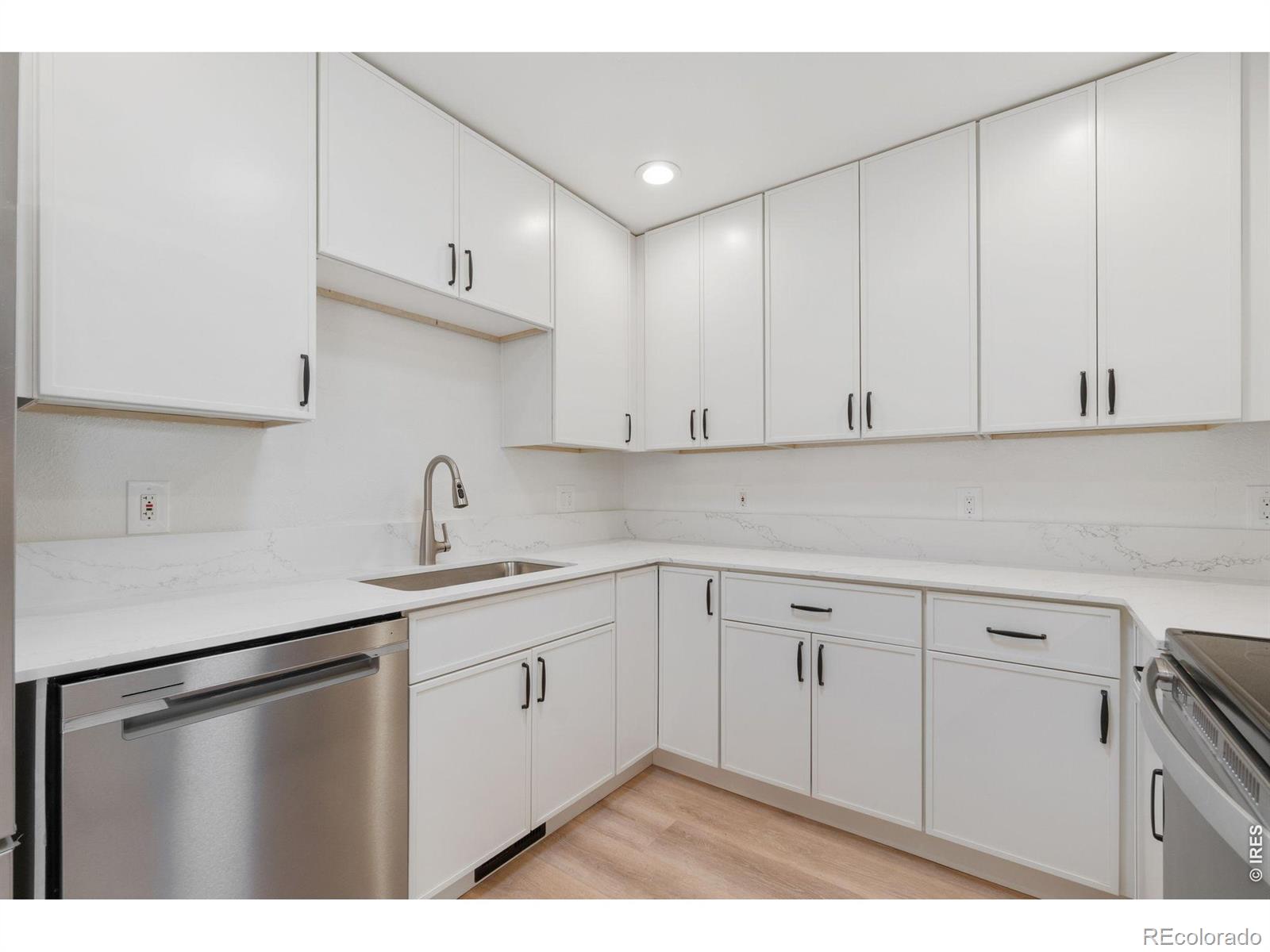 MLS Image #9 for 8369  cherokee street,denver, Colorado