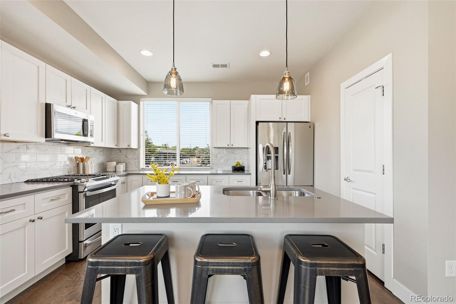 MLS Image #1 for 1903  eaton street,lakewood, Colorado