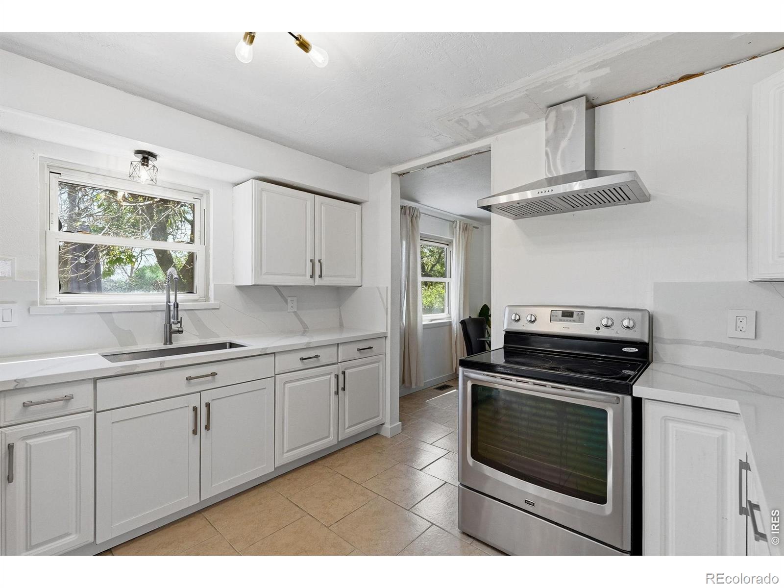 MLS Image #5 for 2412  tulip street,longmont, Colorado