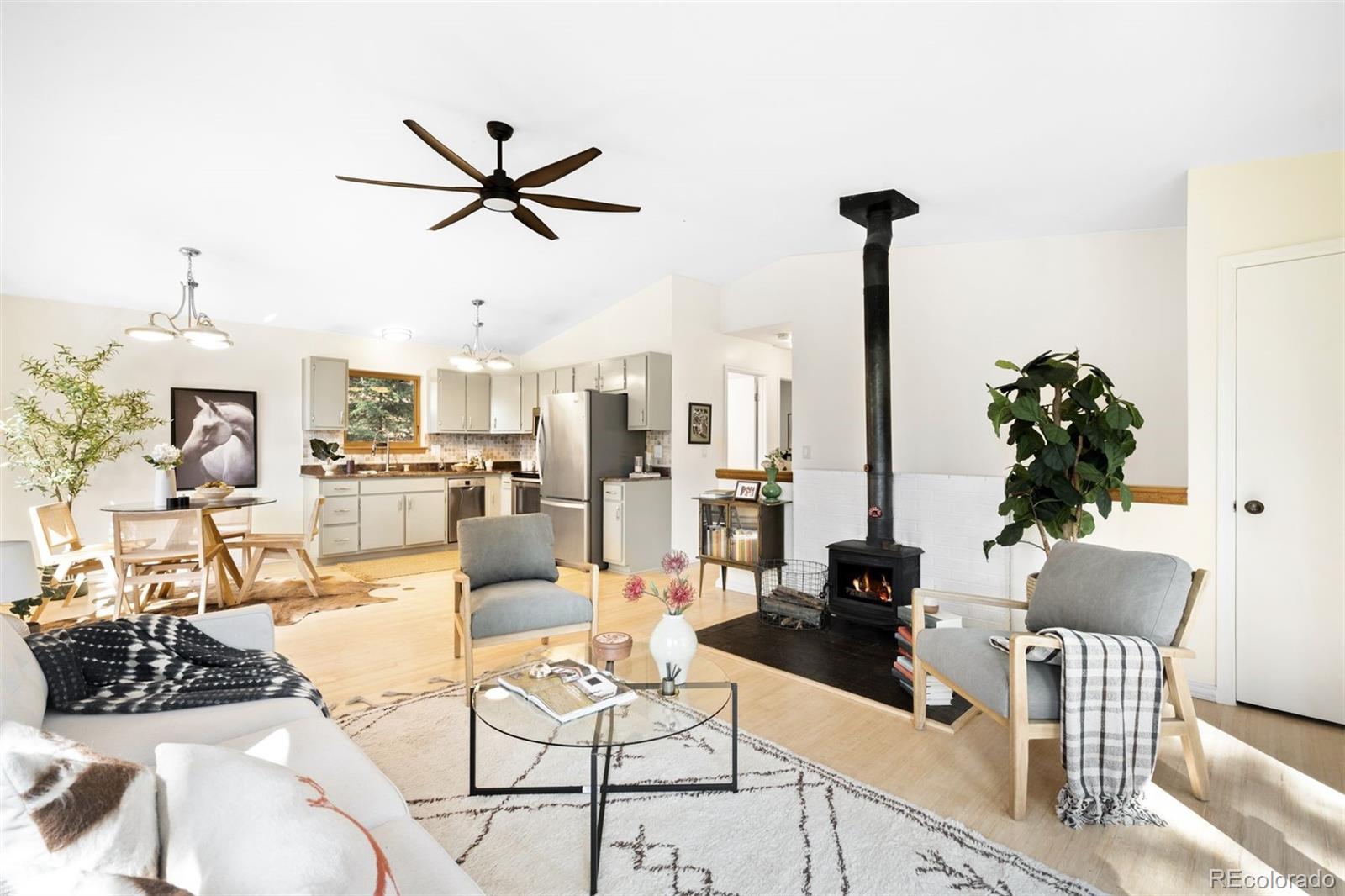 MLS Image #11 for 8129 s columbine drive,morrison, Colorado