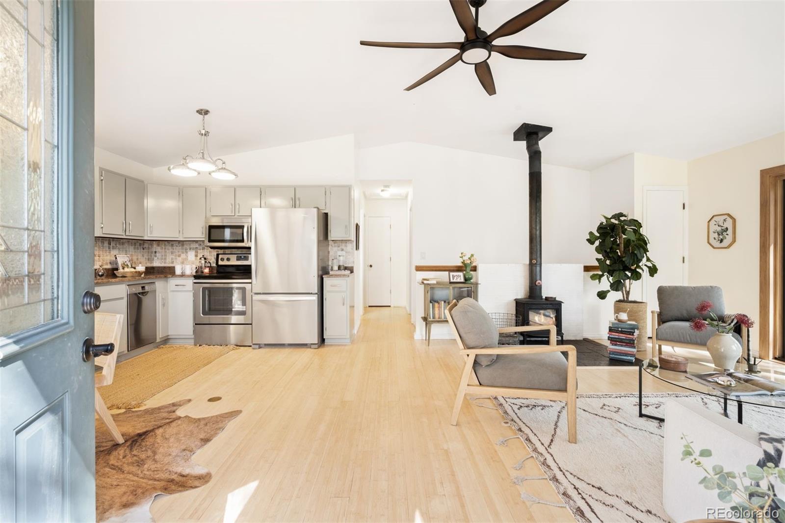 MLS Image #8 for 8129 s columbine drive,morrison, Colorado