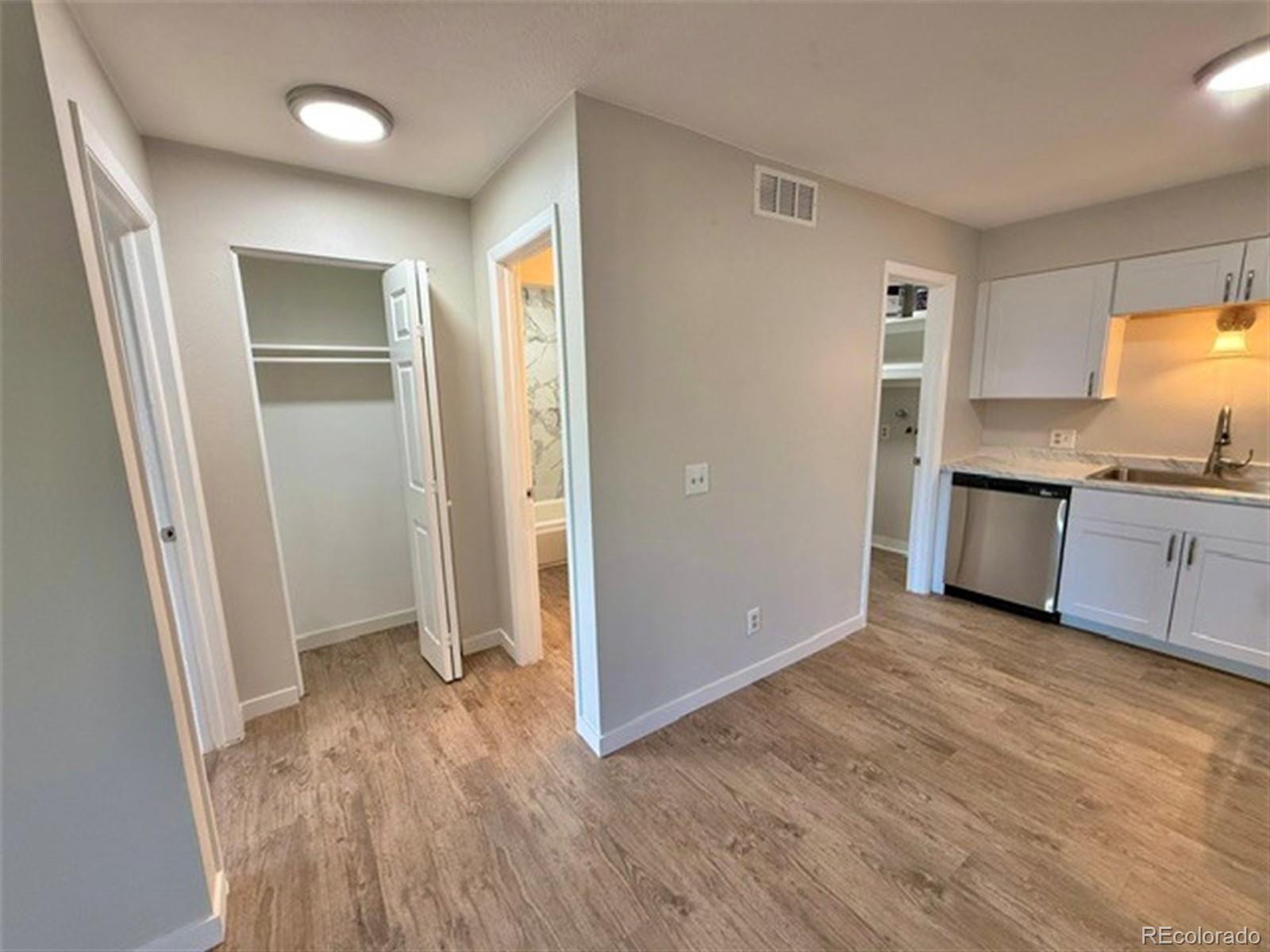 MLS Image #5 for 512  vance street,lakewood, Colorado