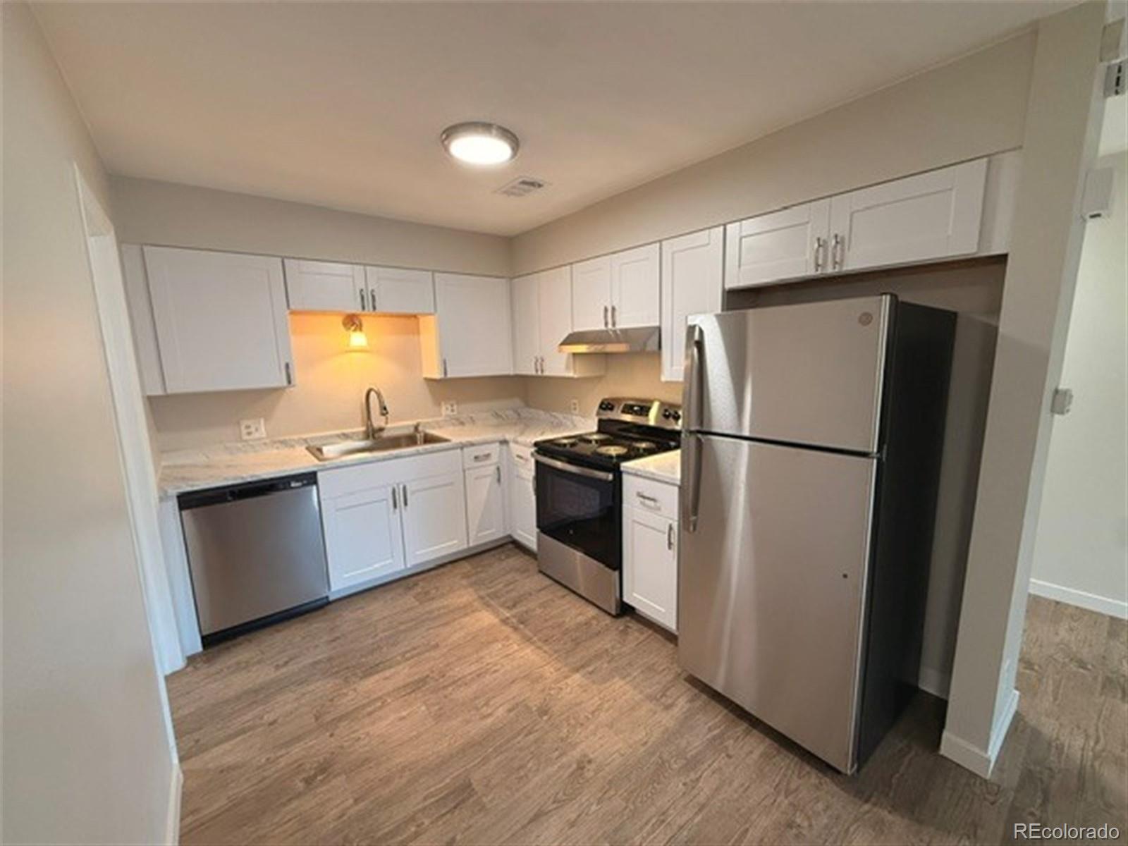 MLS Image #7 for 512  vance street,lakewood, Colorado