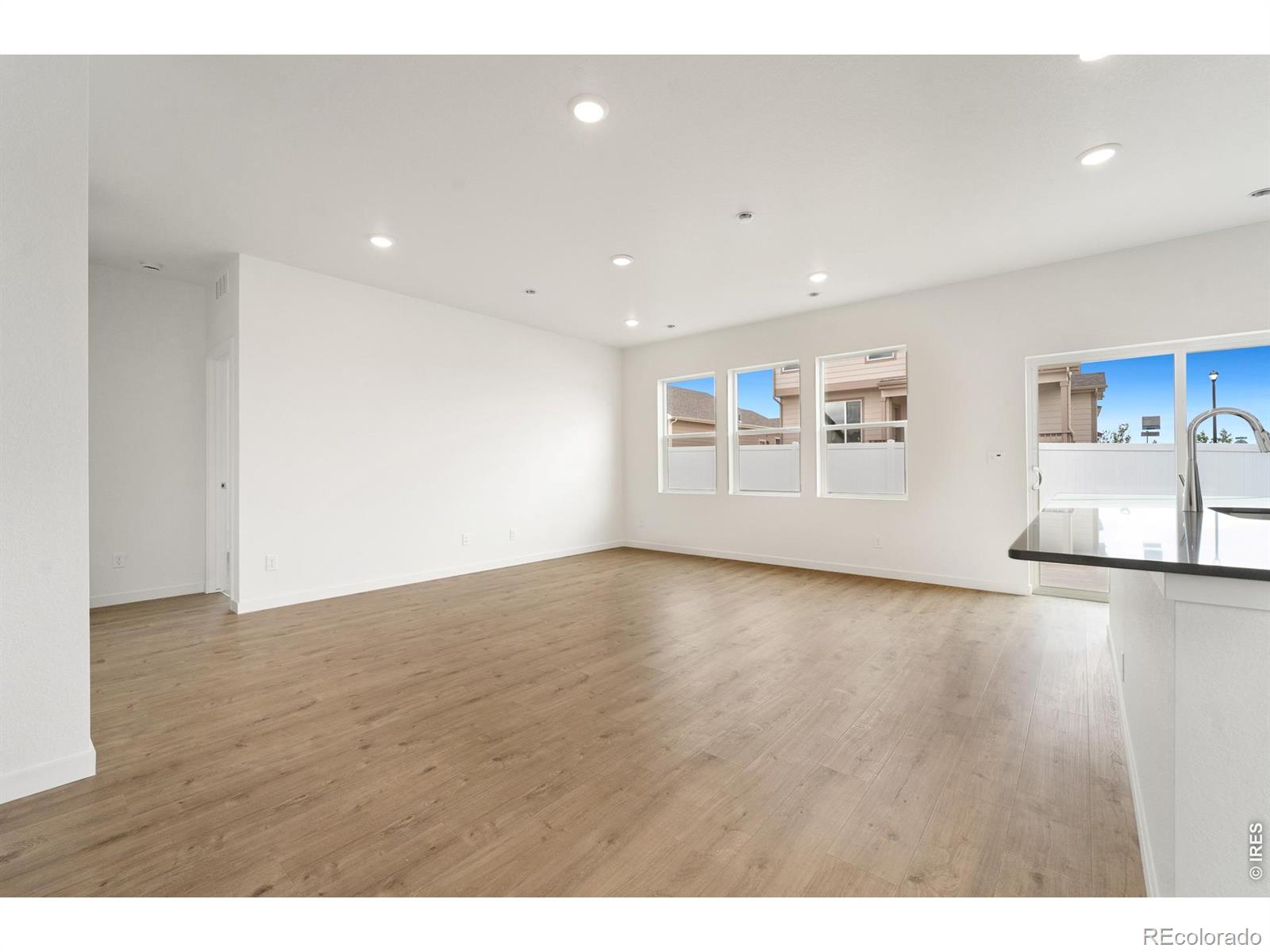MLS Image #6 for 503  85th ave ct,greeley, Colorado