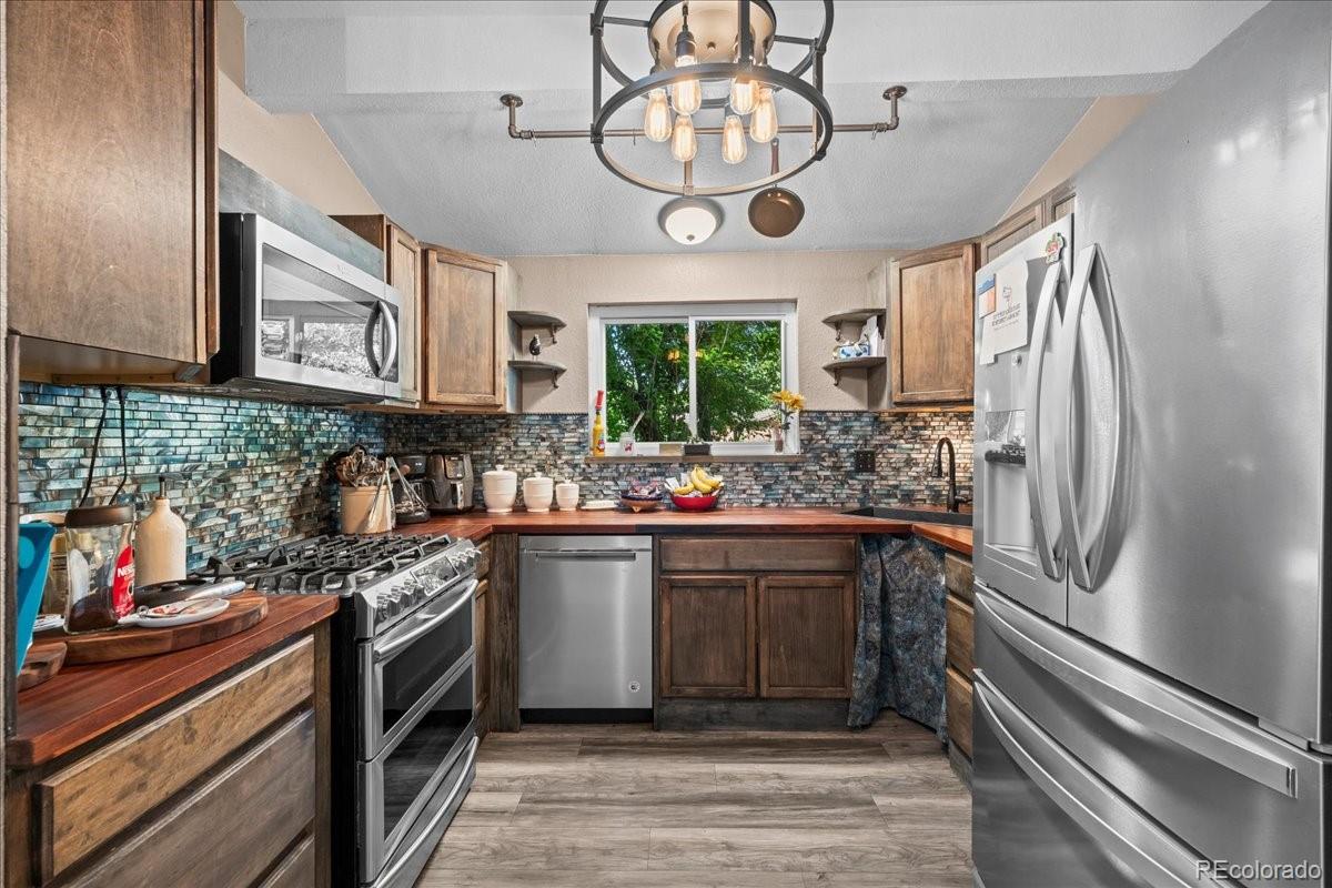 MLS Image #10 for 1100  atlas circle,lafayette, Colorado