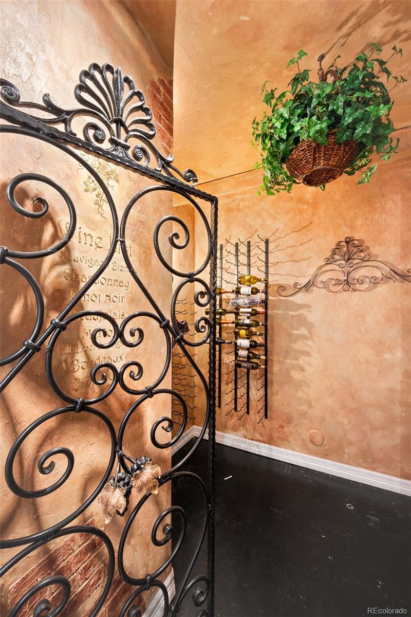 MLS Image #30 for 2527  tremont place,denver, Colorado