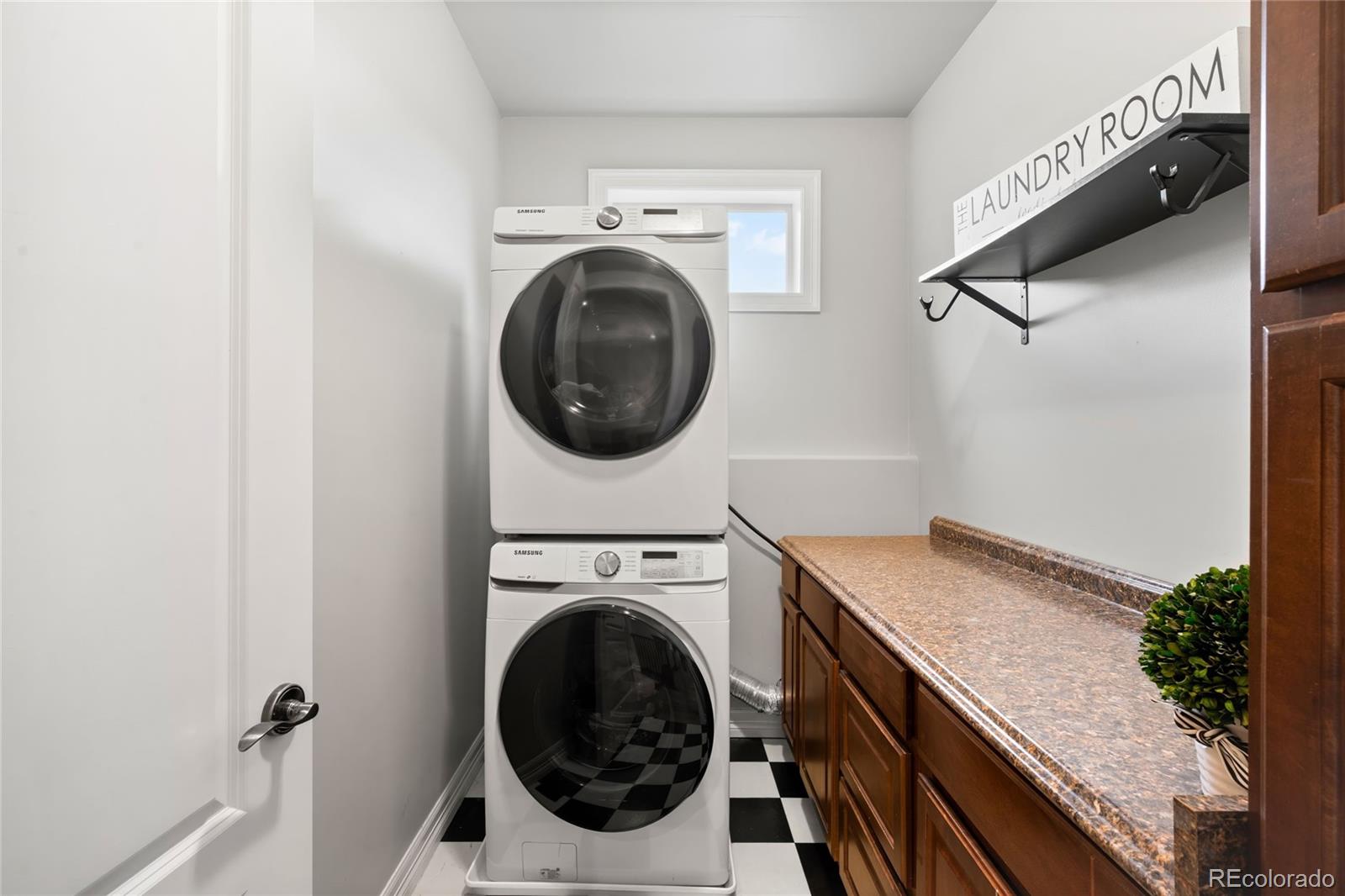 MLS Image #32 for 2527  tremont place,denver, Colorado