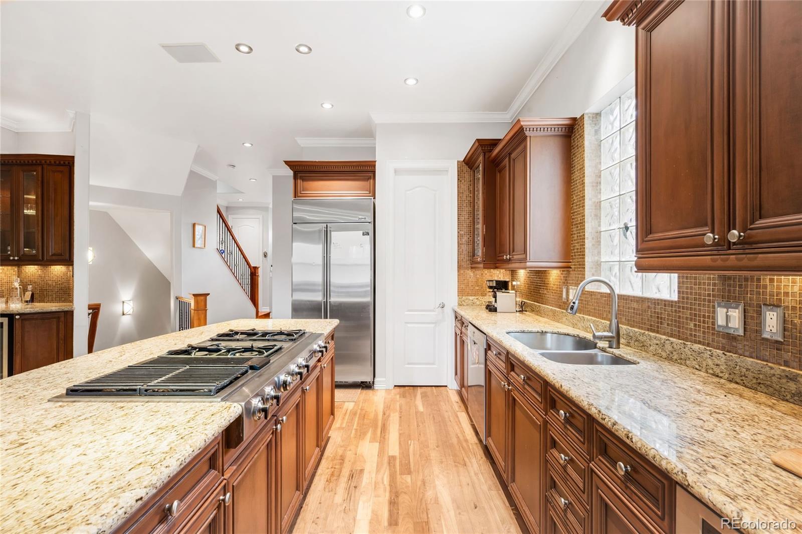 MLS Image #7 for 2527  tremont place,denver, Colorado
