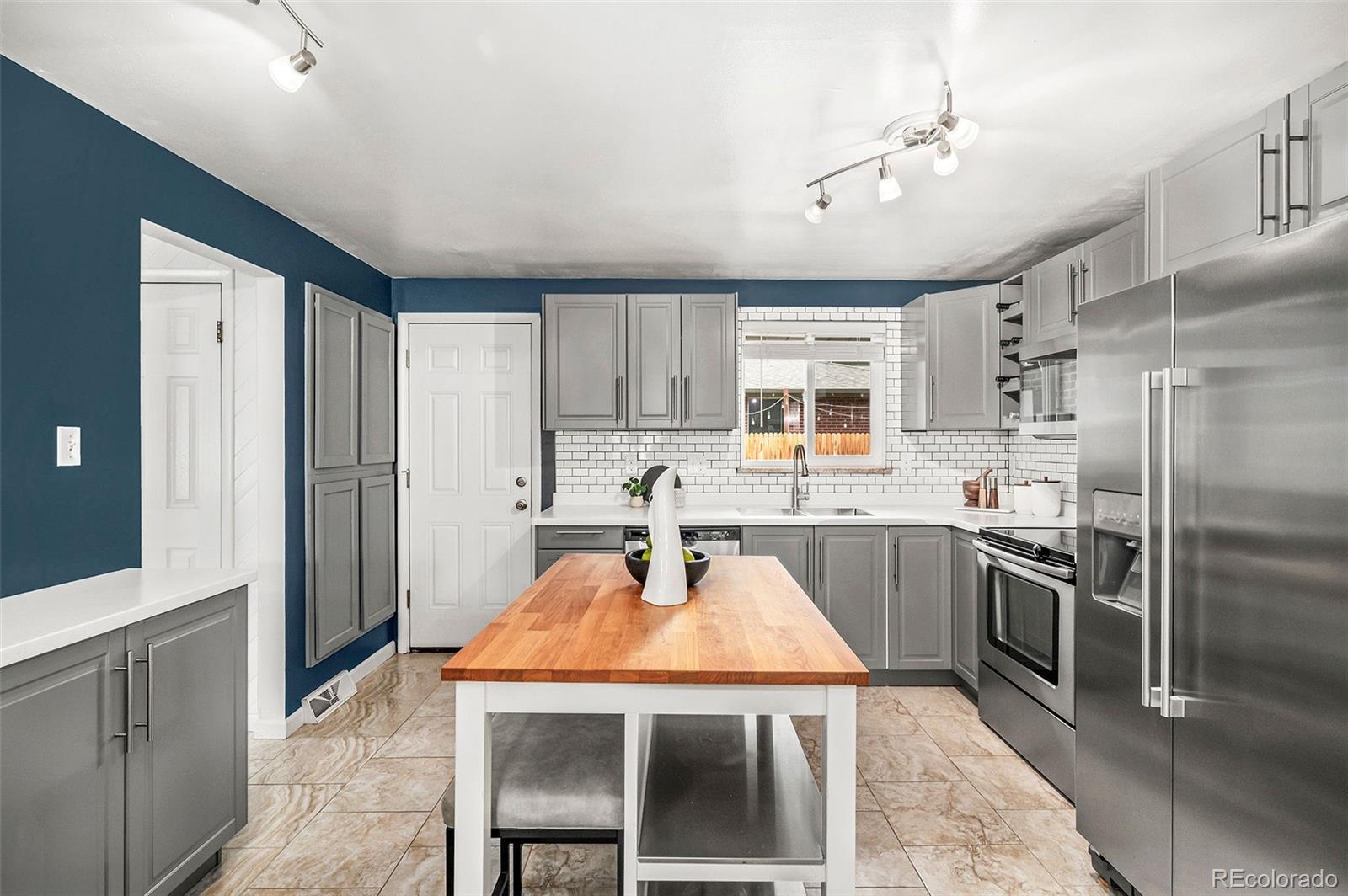 MLS Image #10 for 6156  hoyt court,arvada, Colorado