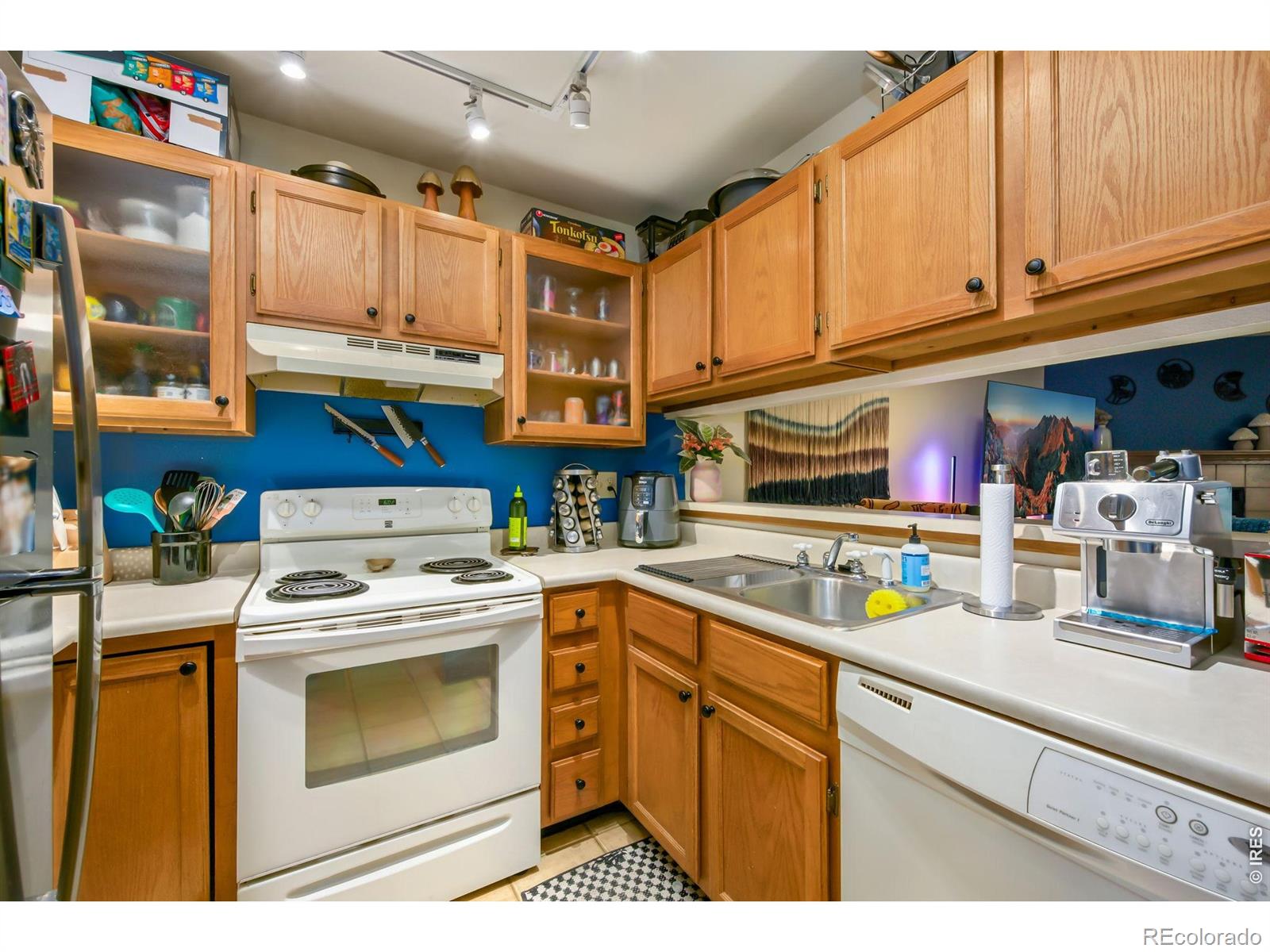 MLS Image #7 for 2960 w stuart street,fort collins, Colorado