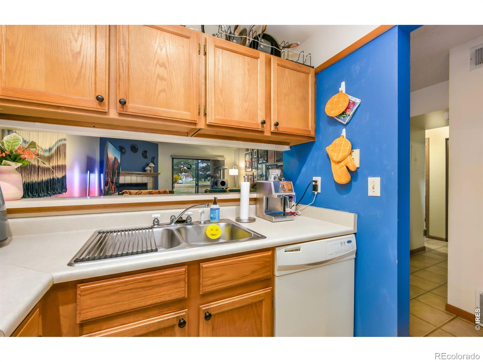 MLS Image #9 for 2960 w stuart street,fort collins, Colorado