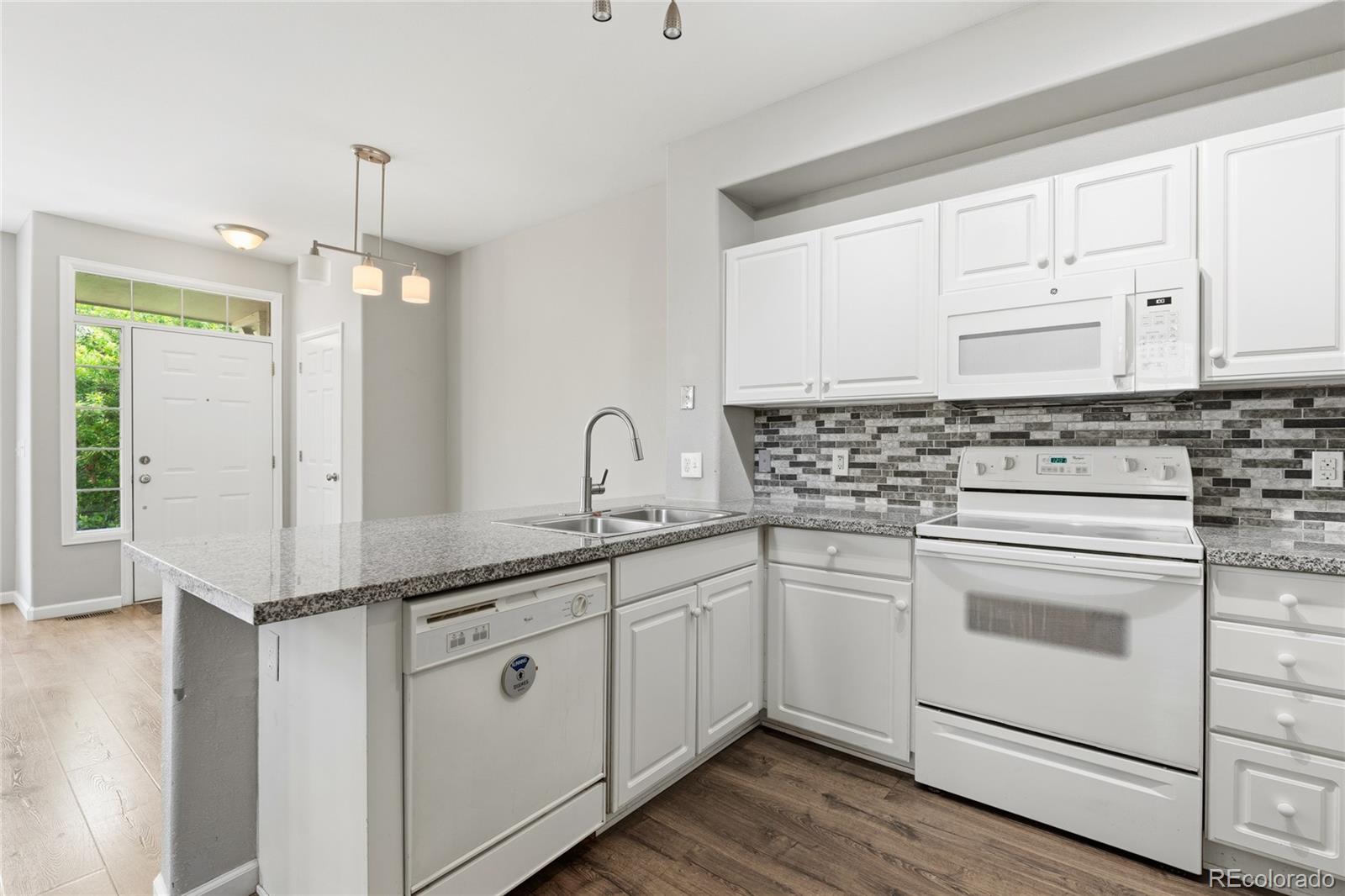 MLS Image #2 for 5555 e briarwood avenue,centennial, Colorado