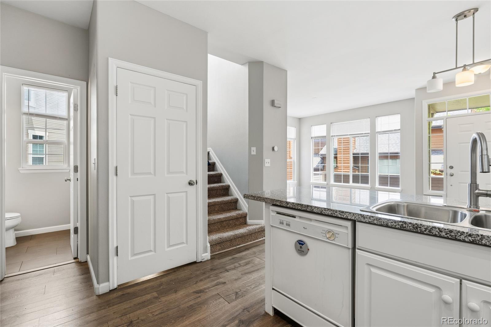 MLS Image #8 for 5555 e briarwood avenue,centennial, Colorado