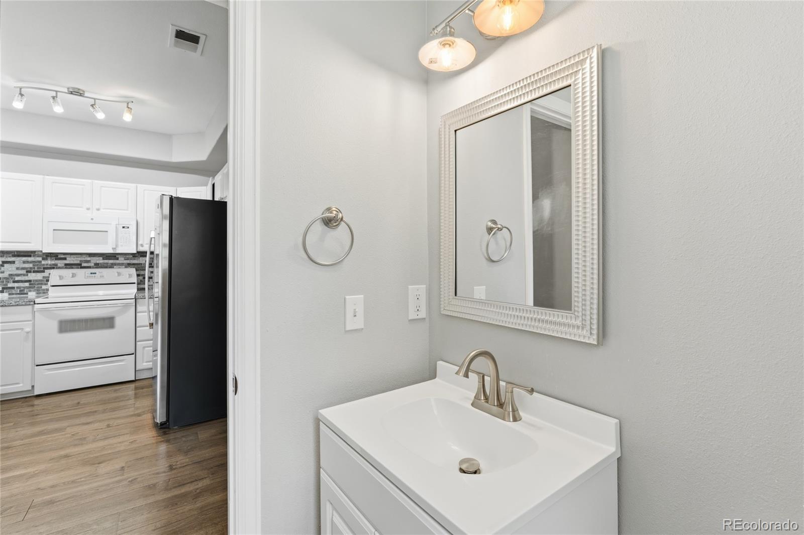 MLS Image #9 for 5555 e briarwood avenue,centennial, Colorado