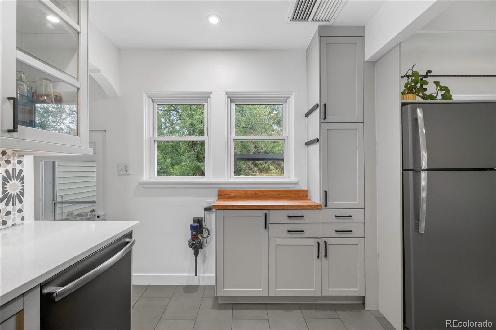 MLS Image #6 for 1050  pikeview street,lakewood, Colorado