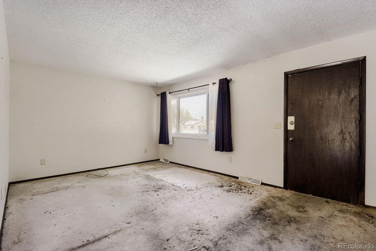 MLS Image #1 for 11590 e kentucky avenue,aurora, Colorado