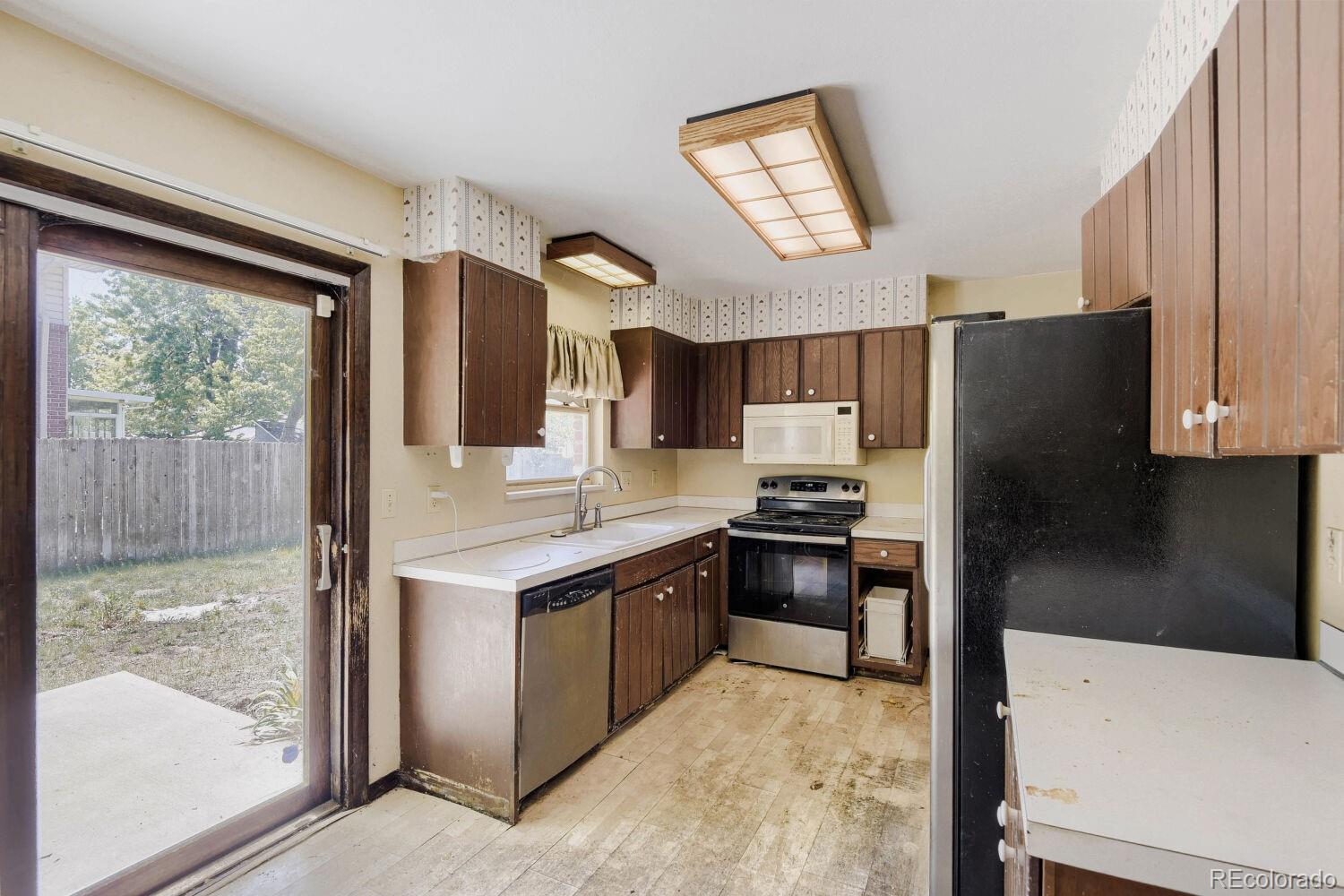 MLS Image #6 for 11590 e kentucky avenue,aurora, Colorado