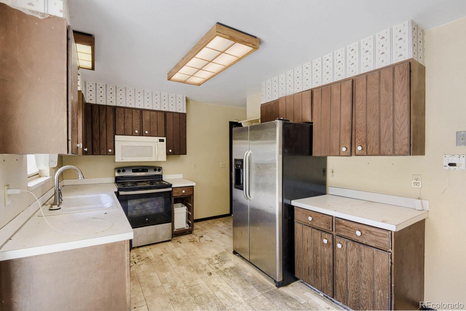 MLS Image #7 for 11590 e kentucky avenue,aurora, Colorado