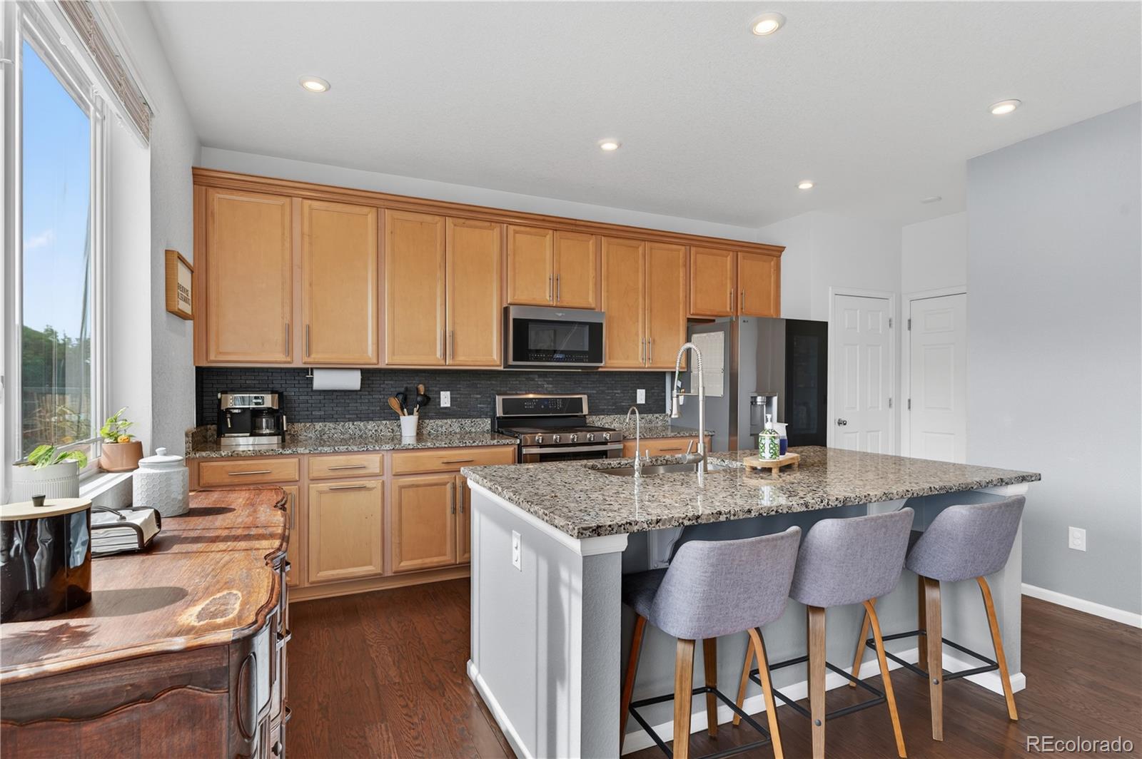 MLS Image #6 for 9306  quintero street,commerce city, Colorado
