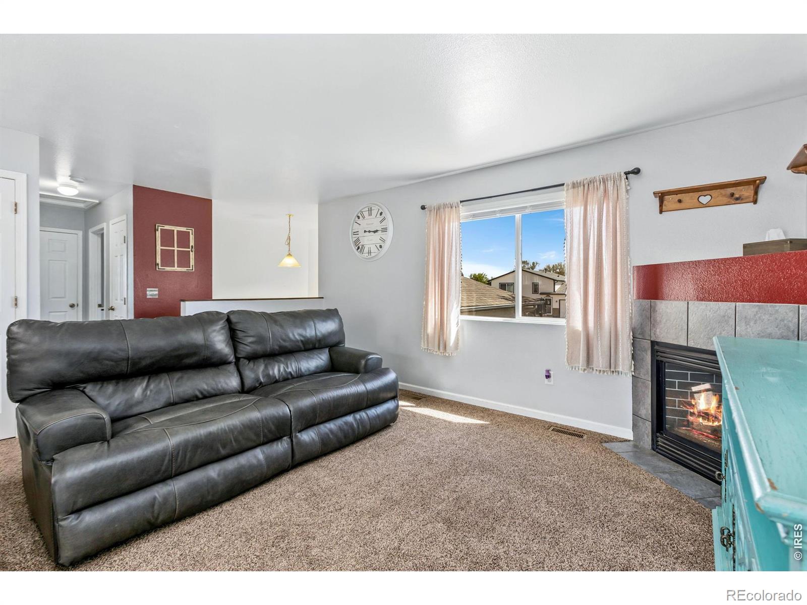 MLS Image #2 for 233 e 19th st rd,greeley, Colorado