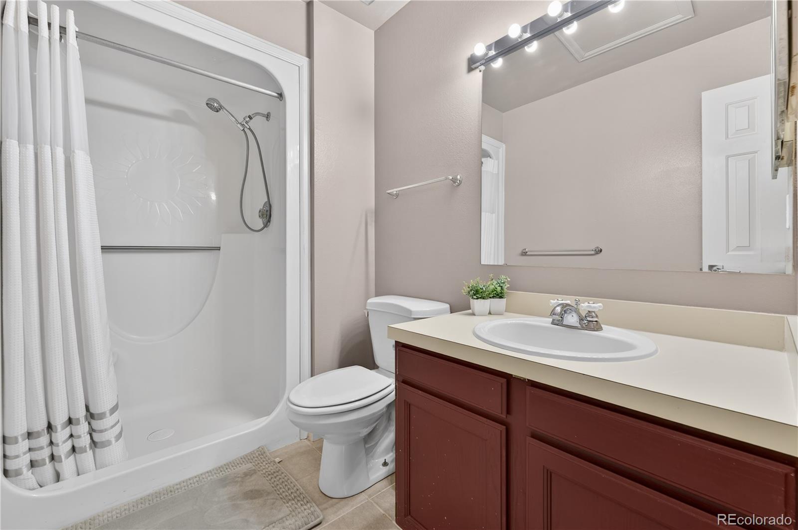 MLS Image #15 for 12584 e pacific circle,aurora, Colorado