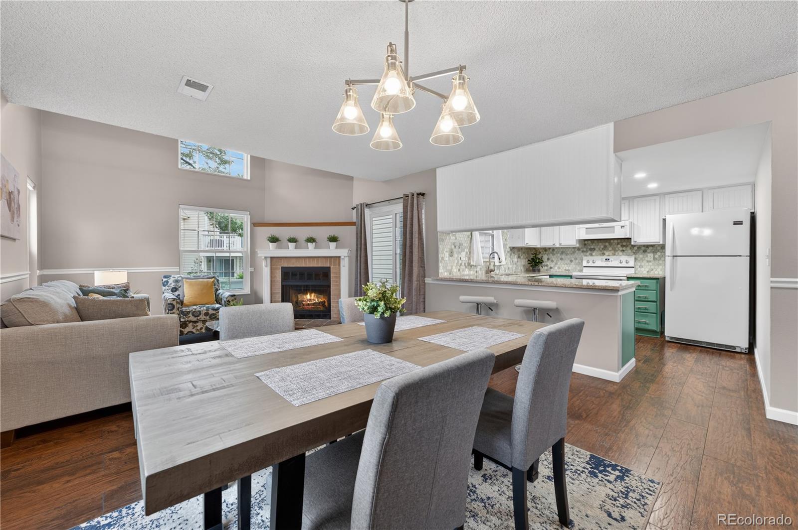 MLS Image #2 for 12584 e pacific circle,aurora, Colorado