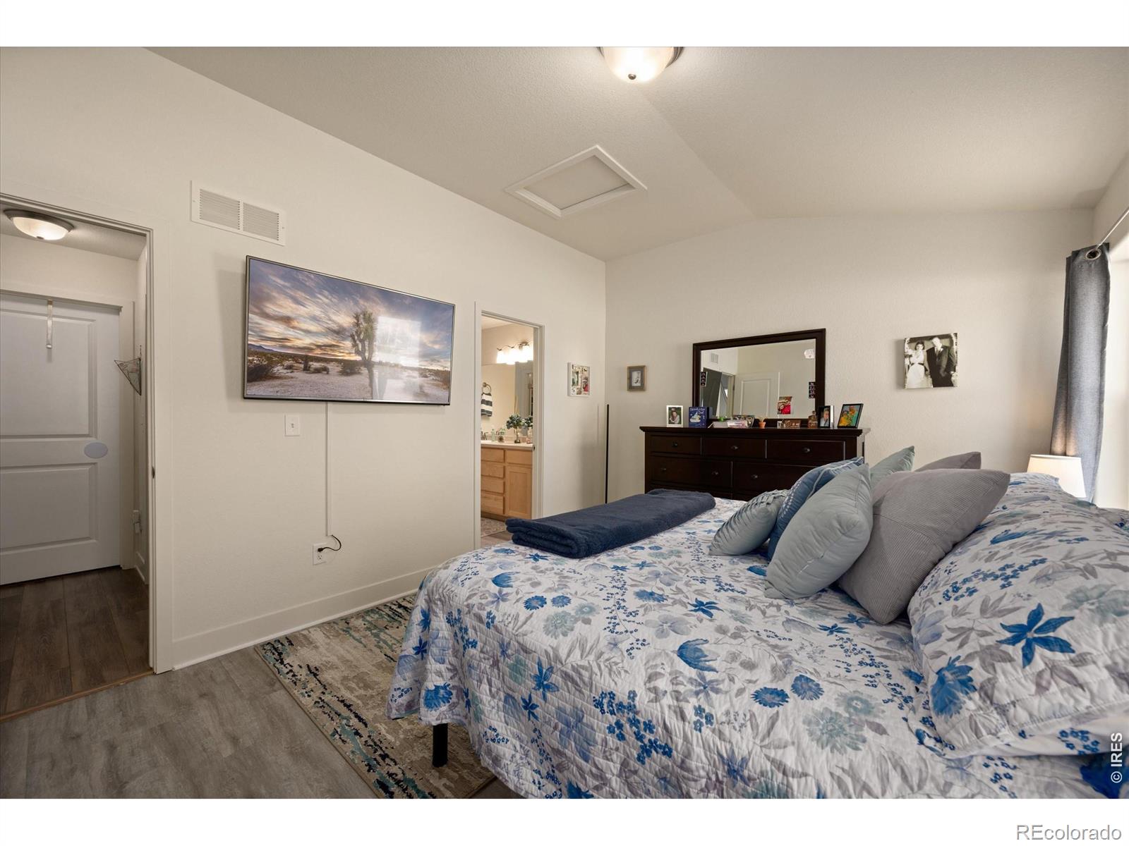MLS Image #18 for 2584  grizzly place,johnstown, Colorado