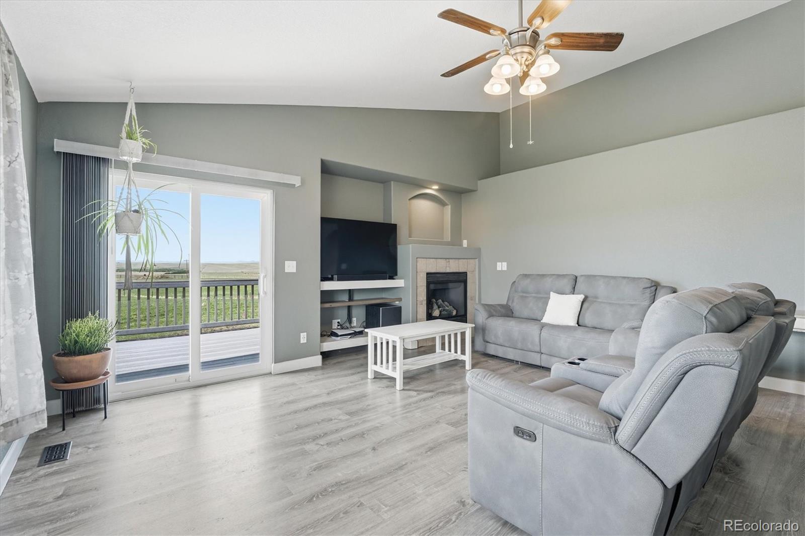 MLS Image #12 for 44023  pony express court,elizabeth, Colorado