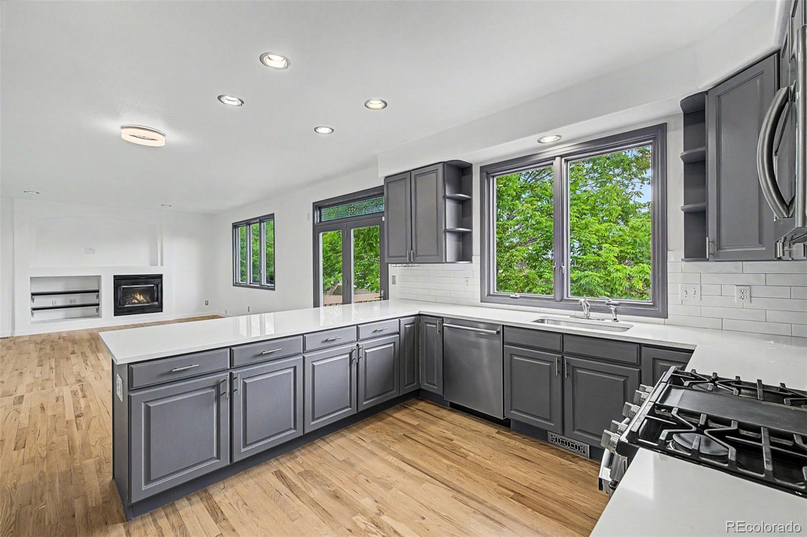MLS Image #10 for 4624 s hampton circle,boulder, Colorado