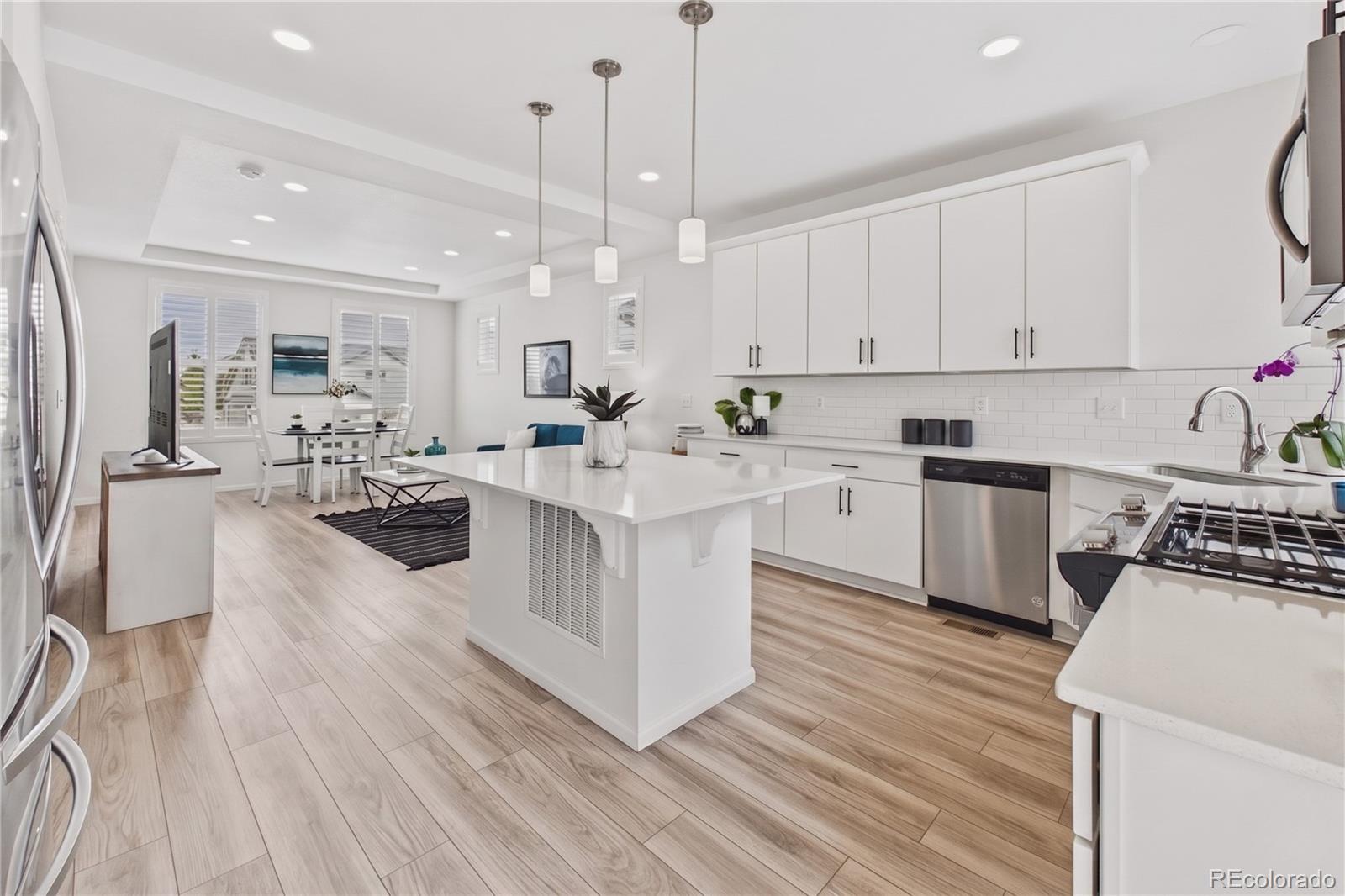 MLS Image #2 for 1086  highlands drive,erie, Colorado