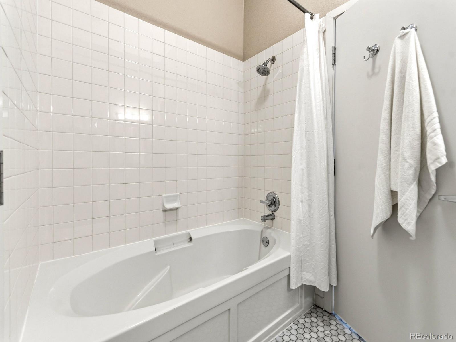 MLS Image #35 for 2525  15th street 2d,denver, Colorado