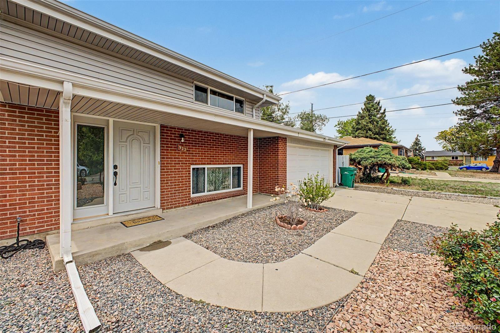 MLS Image #7 for 933  newcombe street,lakewood, Colorado