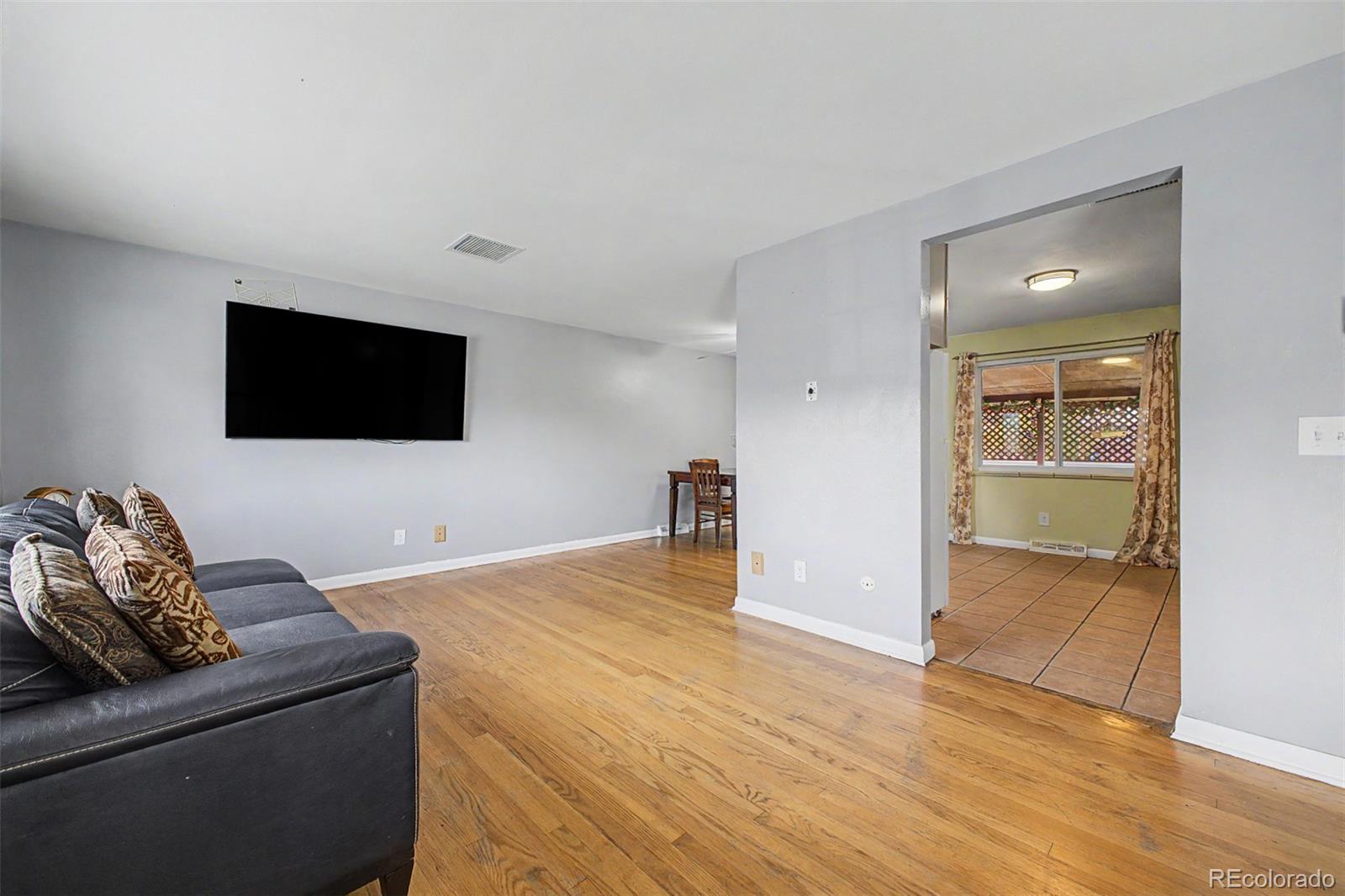 MLS Image #9 for 933  newcombe street,lakewood, Colorado