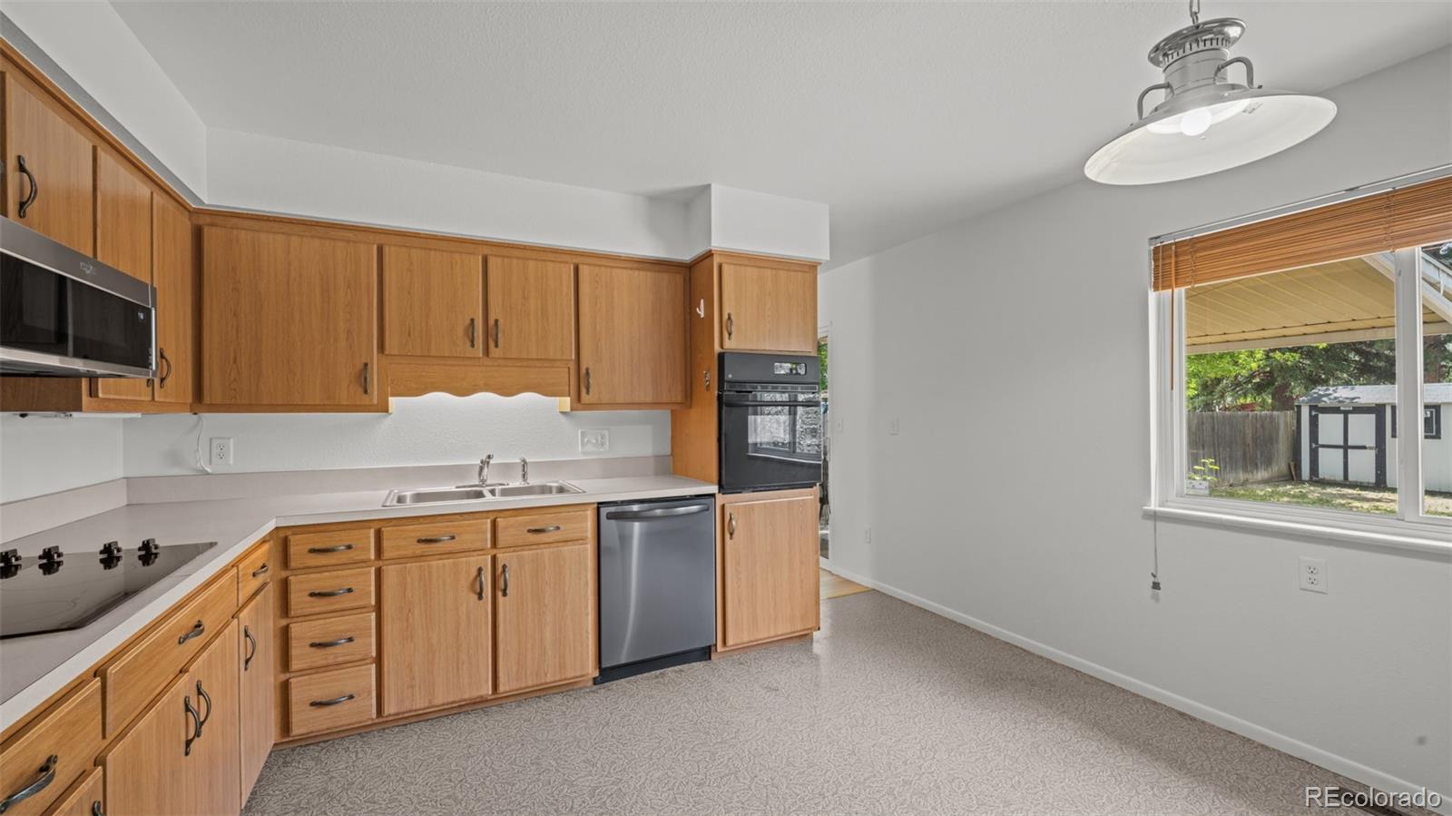MLS Image #10 for 2406 n circle drive,colorado springs, Colorado