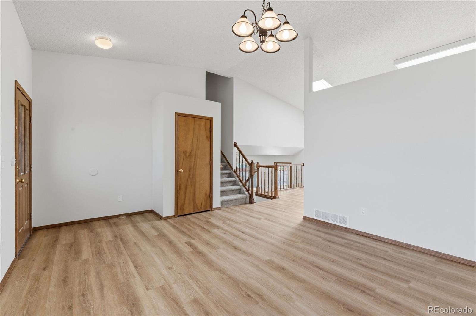 MLS Image #4 for 8082  scarborough drive,colorado springs, Colorado