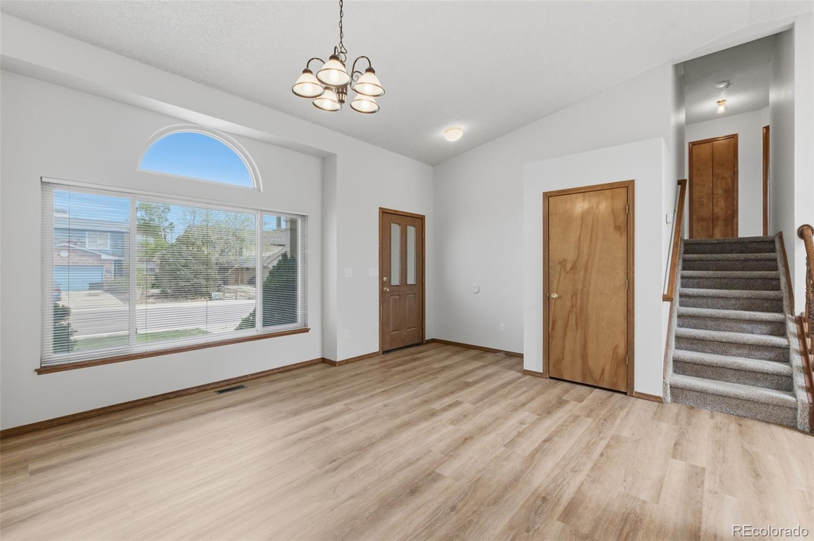 MLS Image #5 for 8082  scarborough drive,colorado springs, Colorado