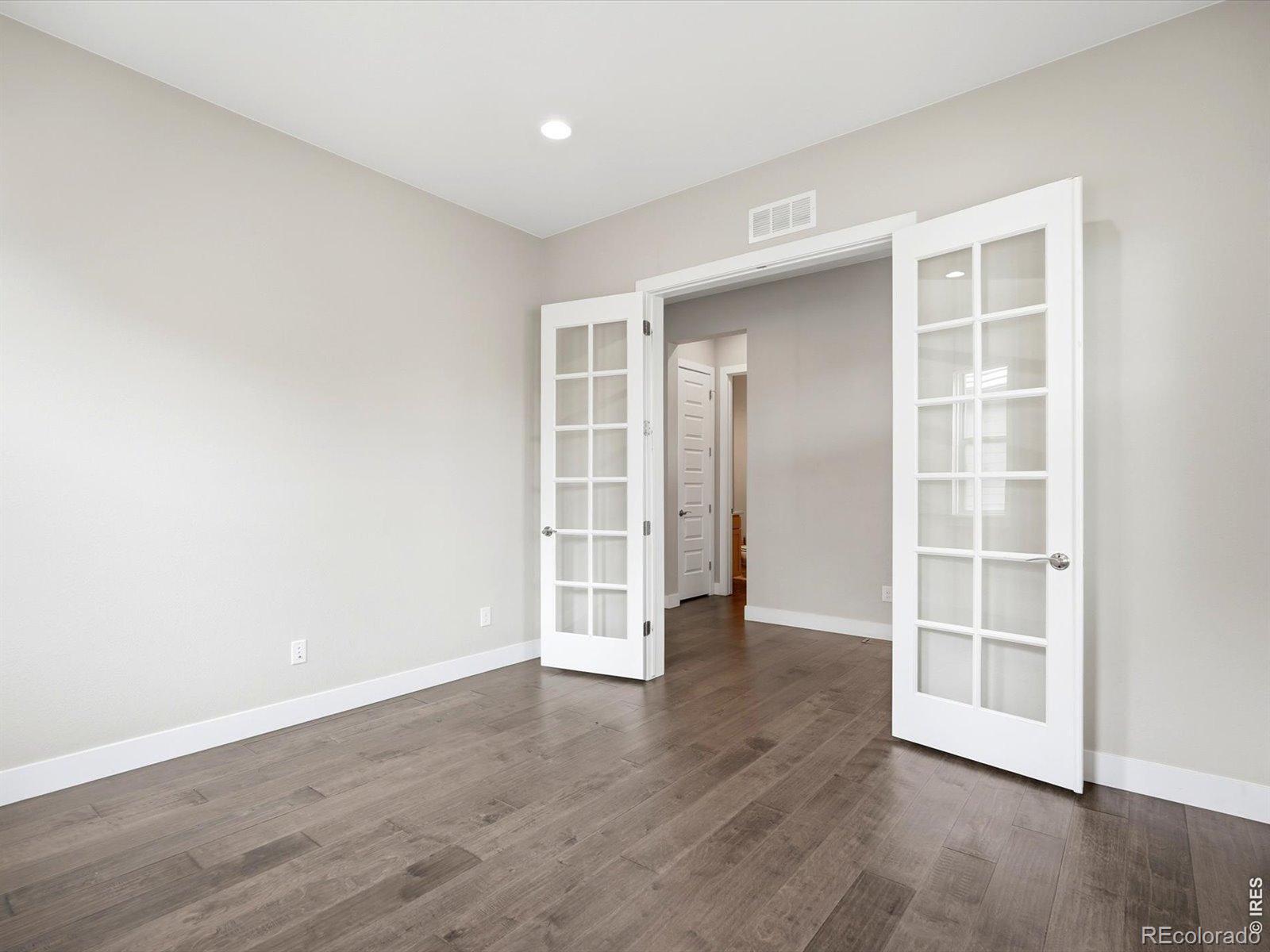 MLS Image #17 for 3012  yale drive,broomfield, Colorado