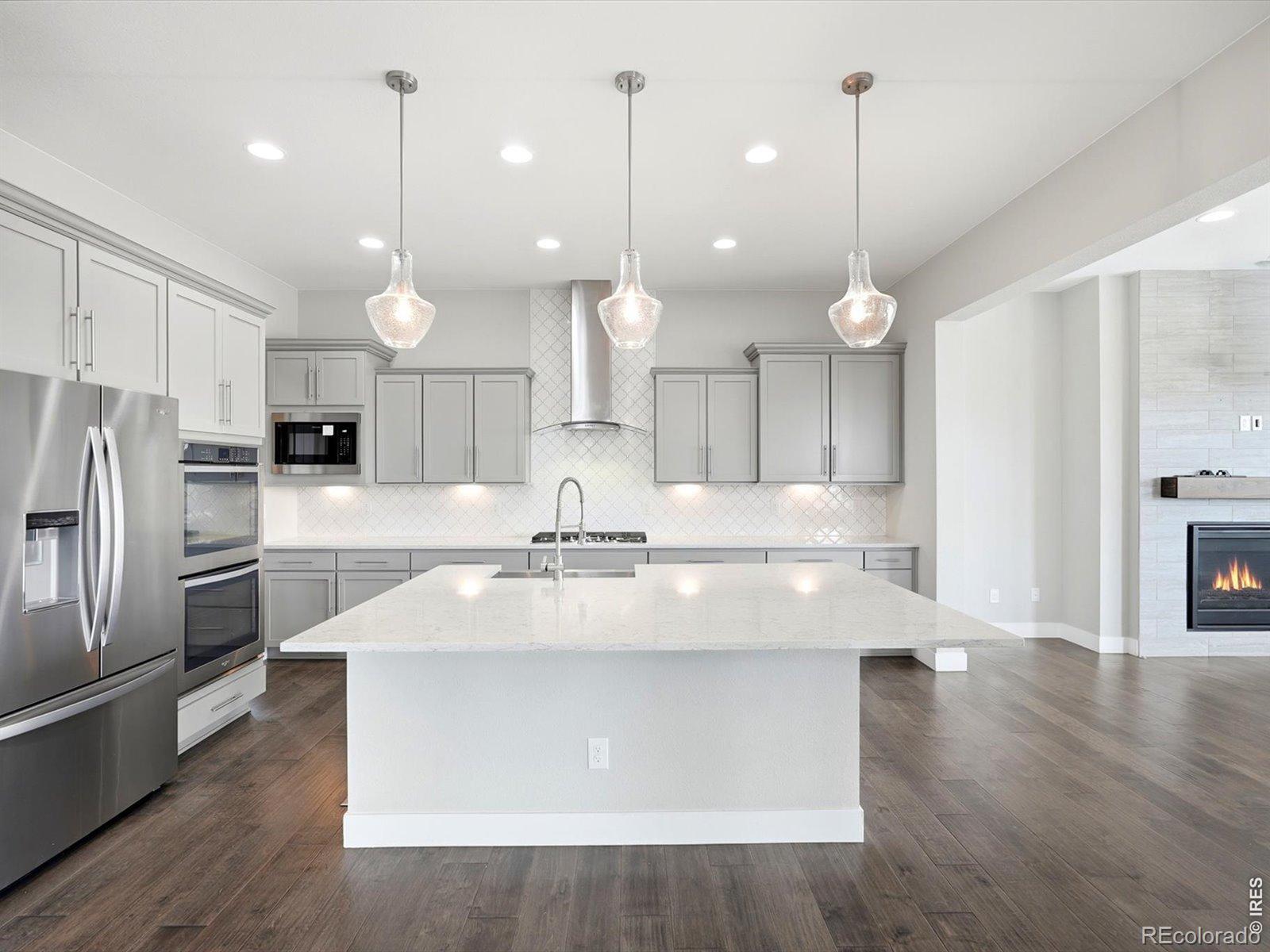 MLS Image #4 for 3012  yale drive,broomfield, Colorado