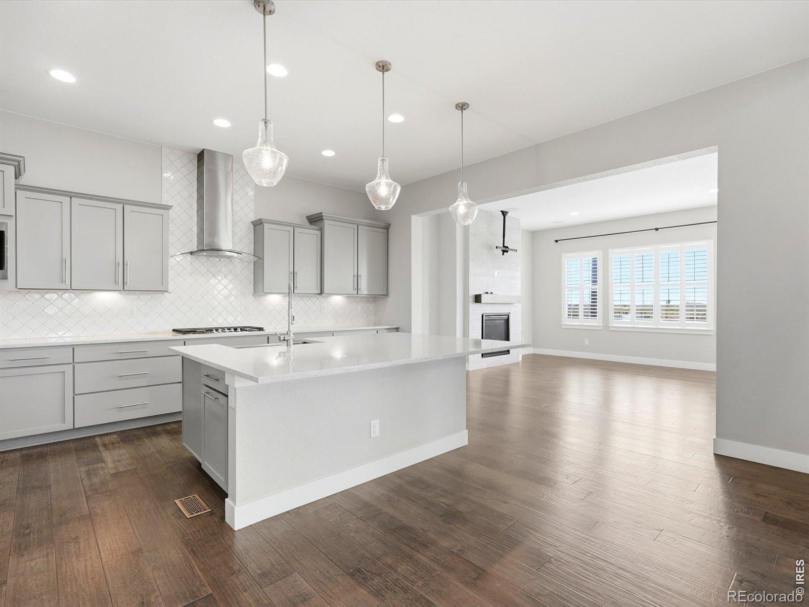 MLS Image #5 for 3012  yale drive,broomfield, Colorado