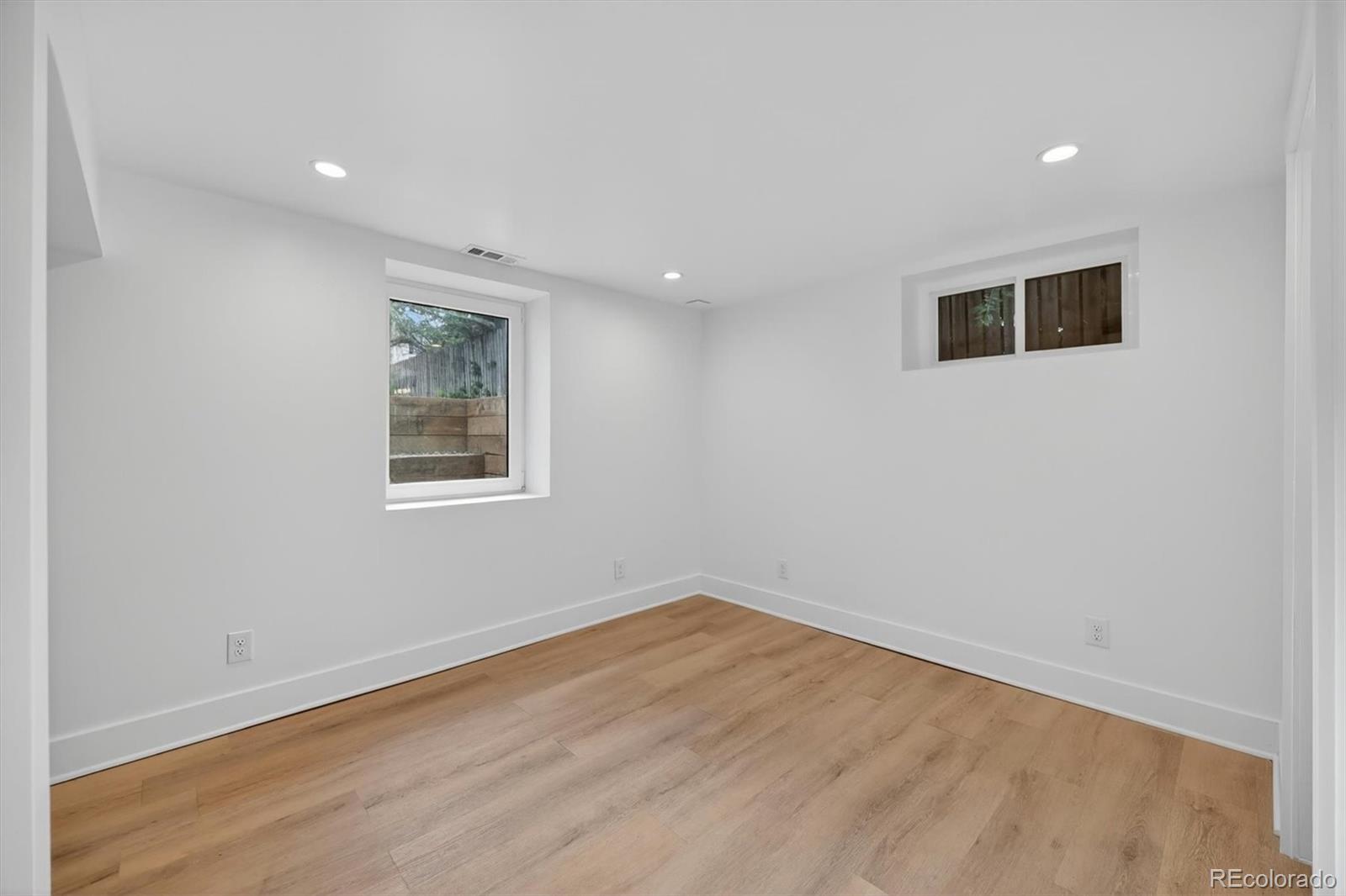 MLS Image #30 for 1401  ash street,denver, Colorado