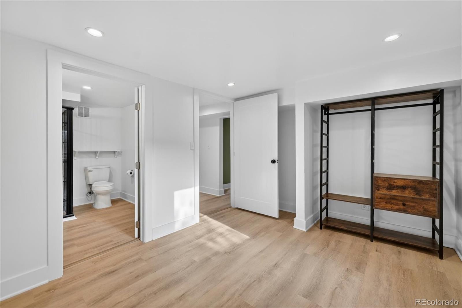 MLS Image #31 for 1401  ash street,denver, Colorado