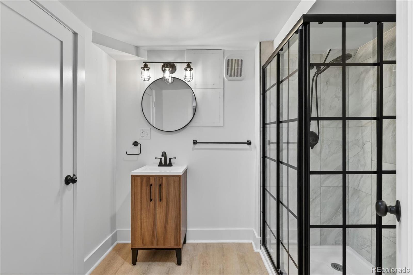 MLS Image #33 for 1401  ash street,denver, Colorado