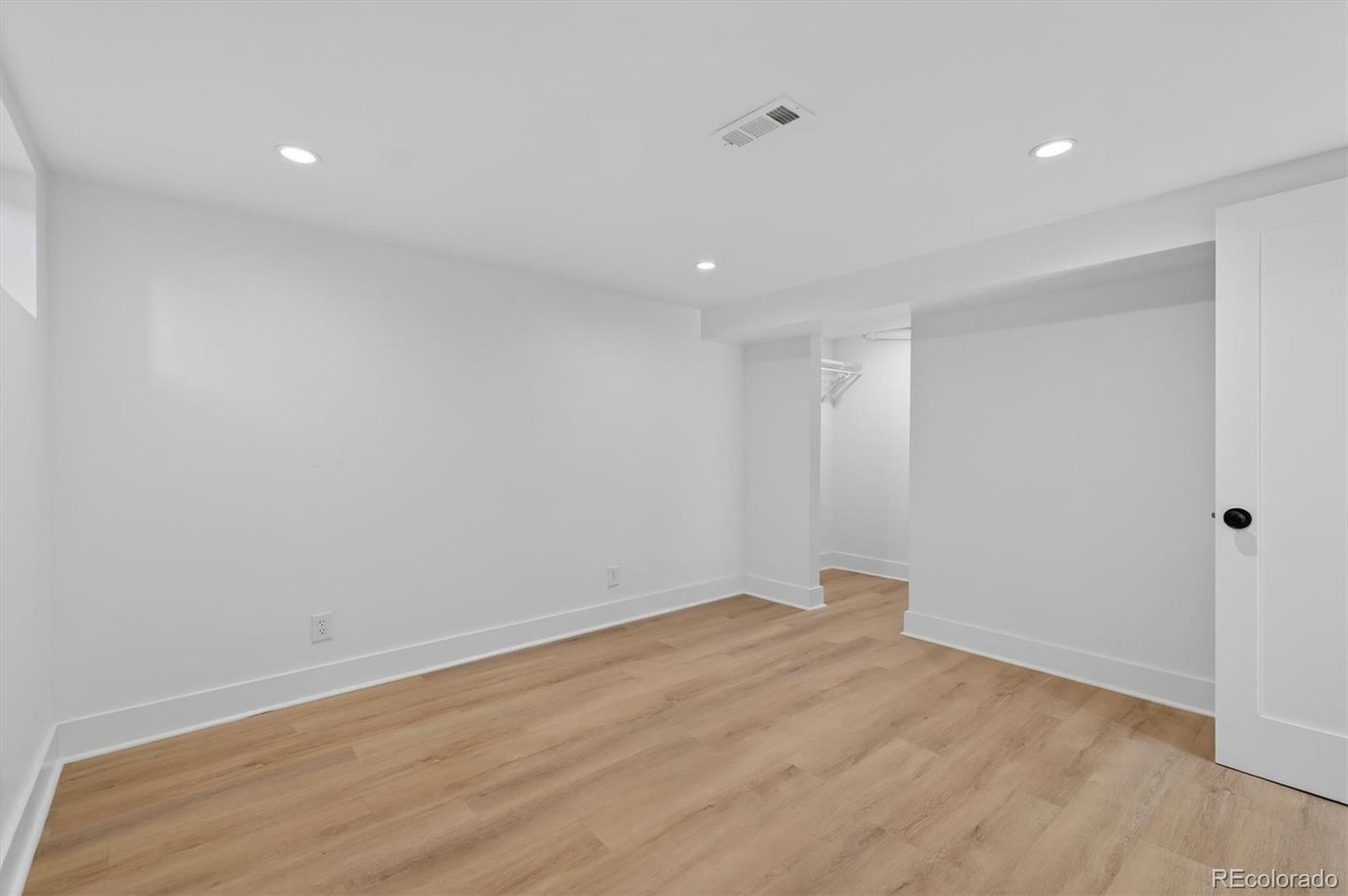 MLS Image #35 for 1401  ash street,denver, Colorado
