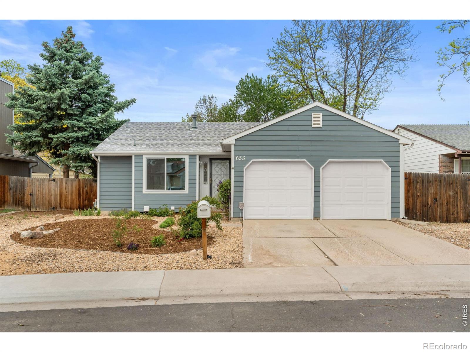 MLS Image #2 for 635 s joplin street,aurora, Colorado