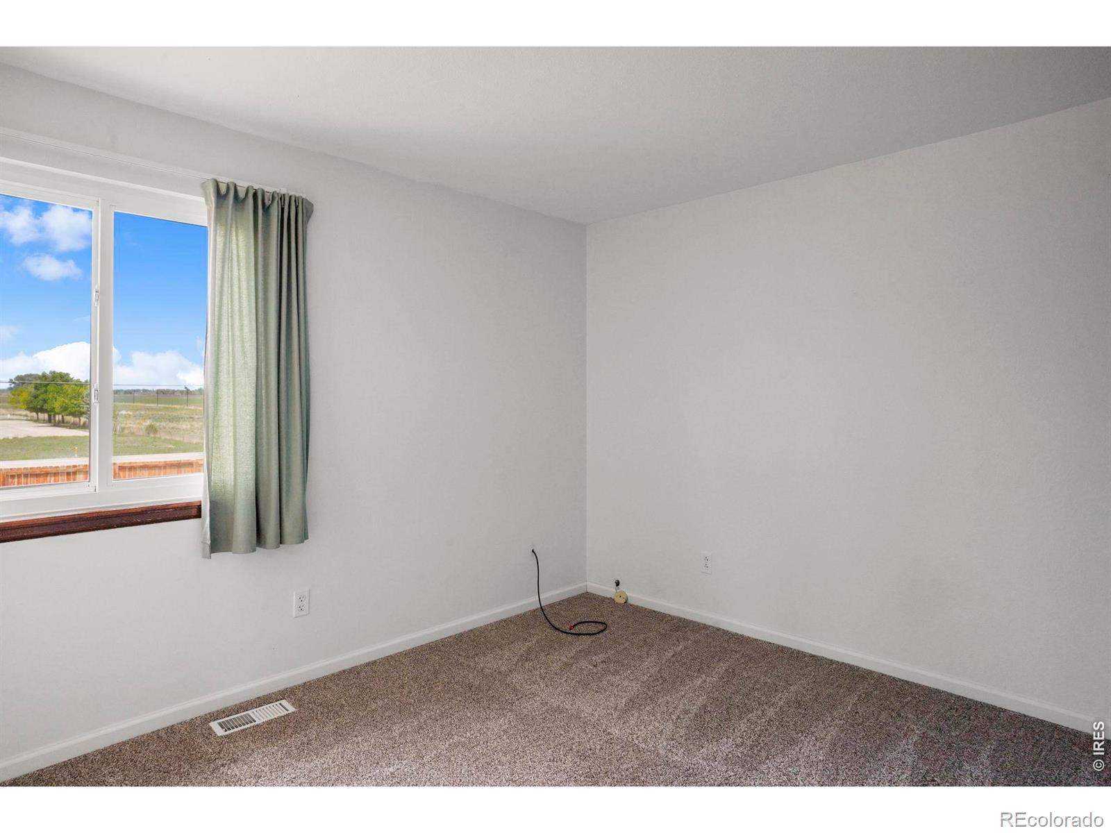 MLS Image #12 for 2460  sunset drive,longmont, Colorado