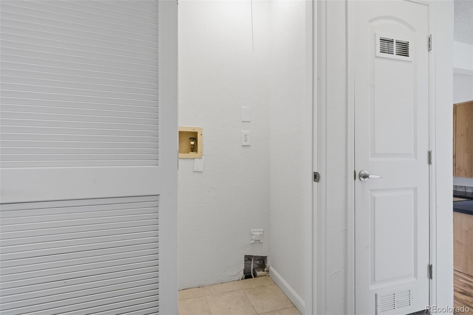 MLS Image #9 for 1162 w 135th place,denver, Colorado