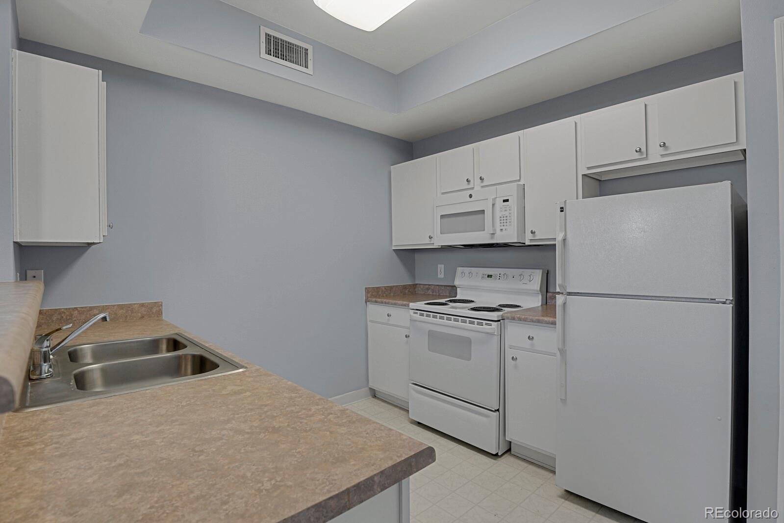 MLS Image #6 for 12926  ironstone way,parker, Colorado
