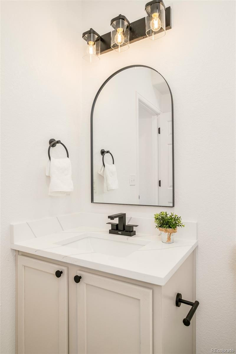 MLS Image #21 for 15700 e jamison drive,englewood, Colorado